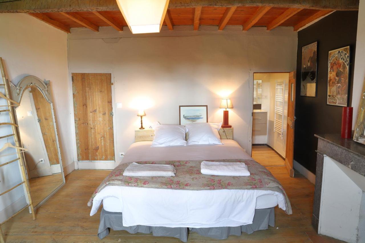 Francon La Maison De Louis מראה חיצוני תמונה